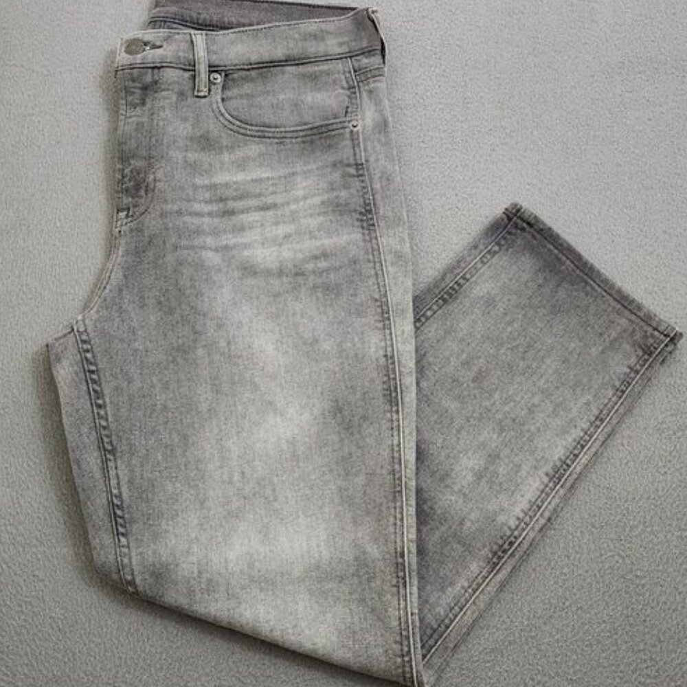 Women Gray Vintage Slim Mid Rise Jeans